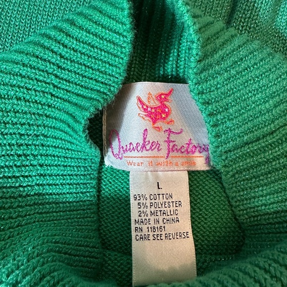 Quacker Factory Green Sparkly sleeveless Knit Vest Mock Neck Sz L #1587 - Picture 7 of 7